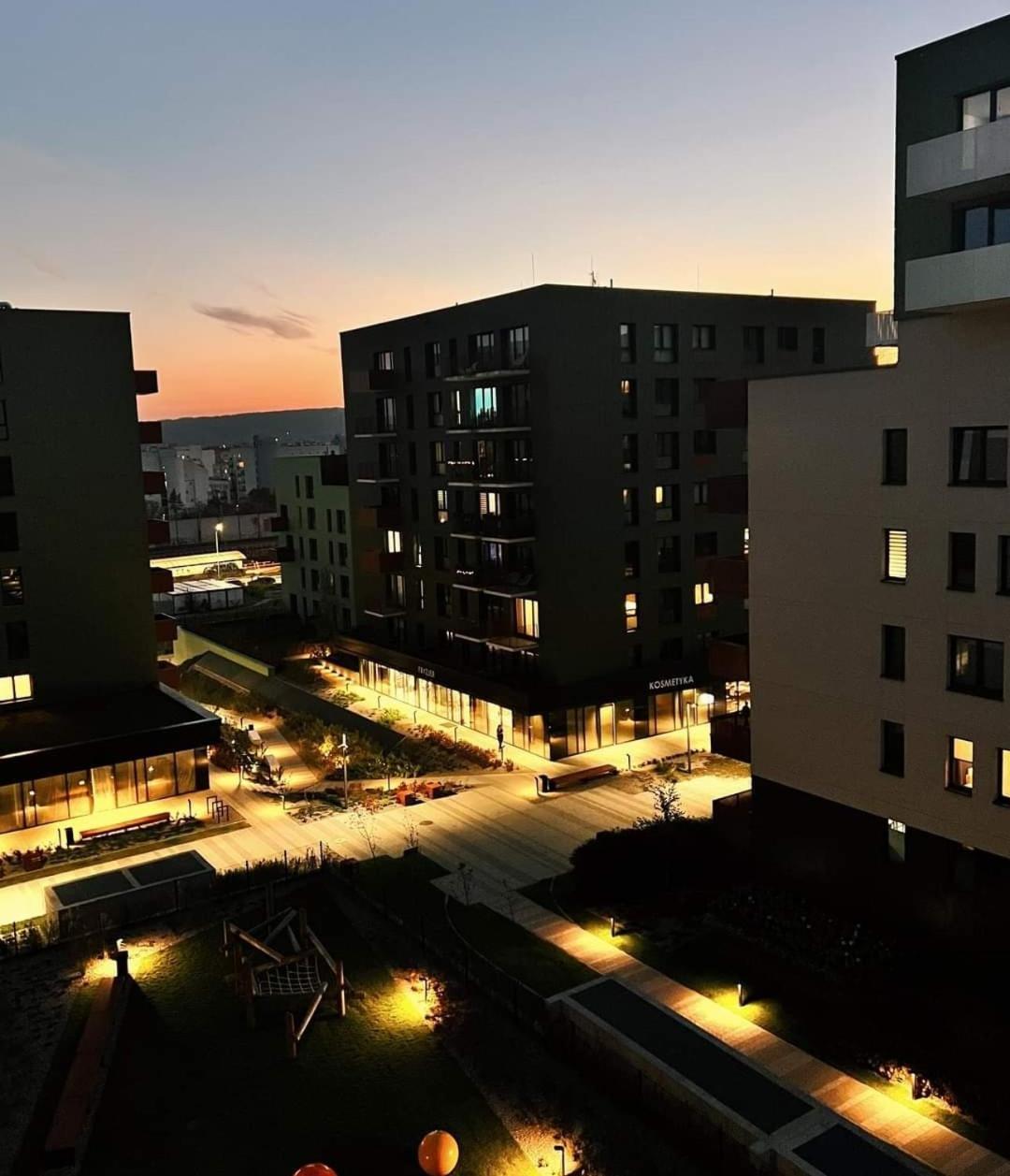 Apartament Aktorow Bronowice Cracovia Exterior foto